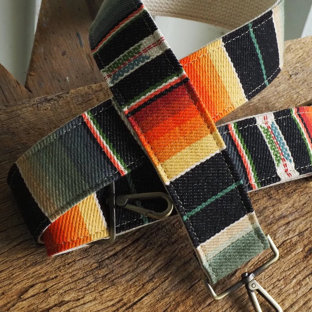 Purse Strap Guitar Strap Camera Strap Crossbody Southwest Serape style NEW. - Picture 3 of 3
